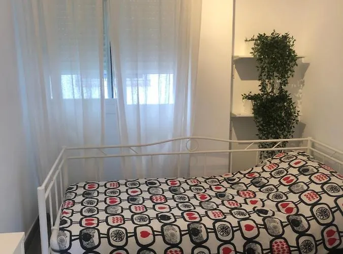 Front La Rada アパート *